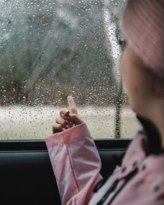 耳垢が湿ってる場合のワキガの可能性は？