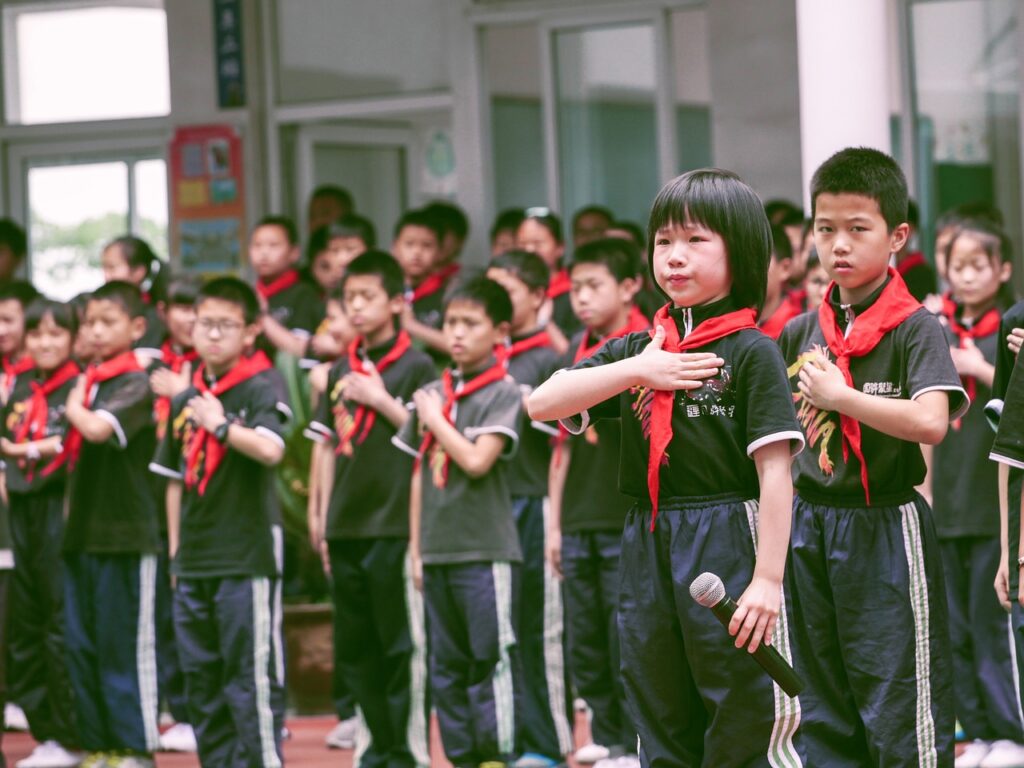 小学生のワキガは手術をするべきか？